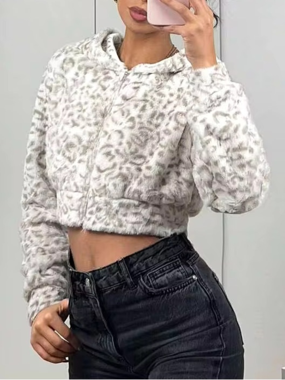 NWOT SHEIN Cream Leopard Print Faux Fur Cropped Hoodie Zip Up Fuzzy Y2K Jacket
